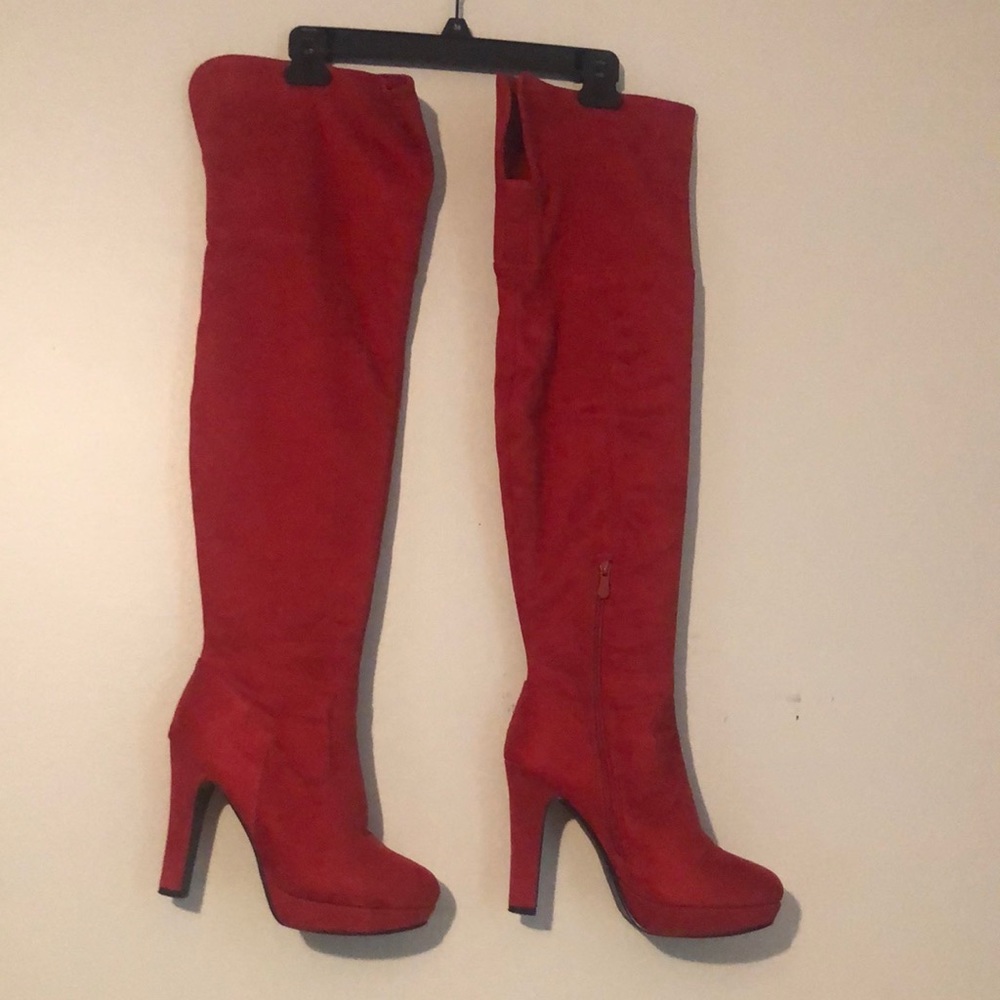 Women's Thigh High Chunky Heel Platform Over The Knee Boots  NWT